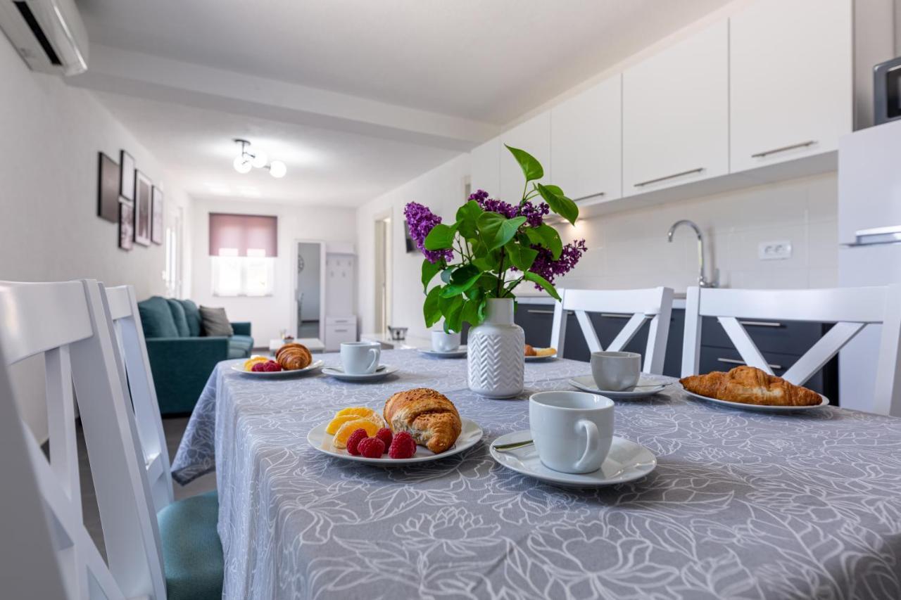 Villa La Terza Milohnici Exterior foto